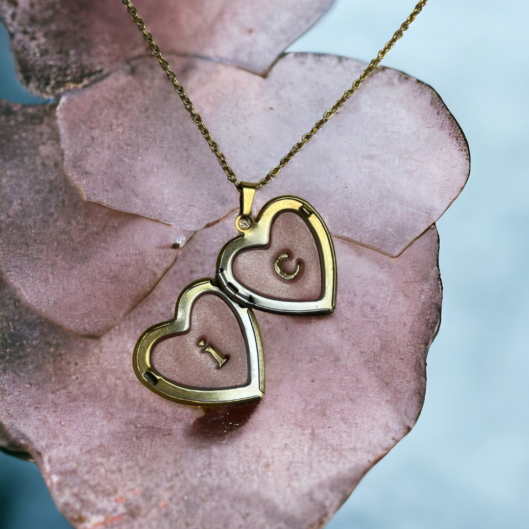 Amore Mio - Locket Necklace Customizable