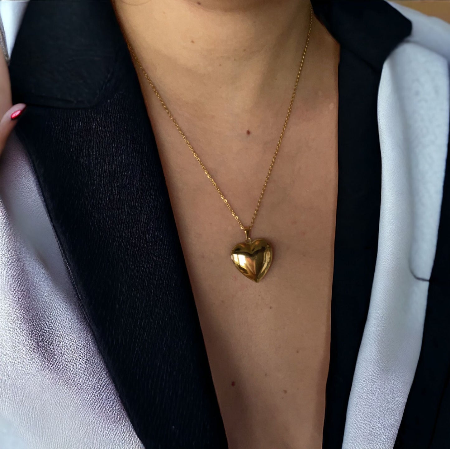 Amore Mio - Locket Necklace Customizable